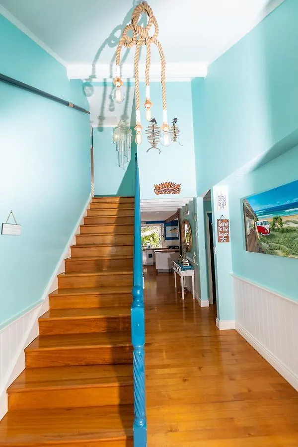 Beach House كيرنز بيت للعطل